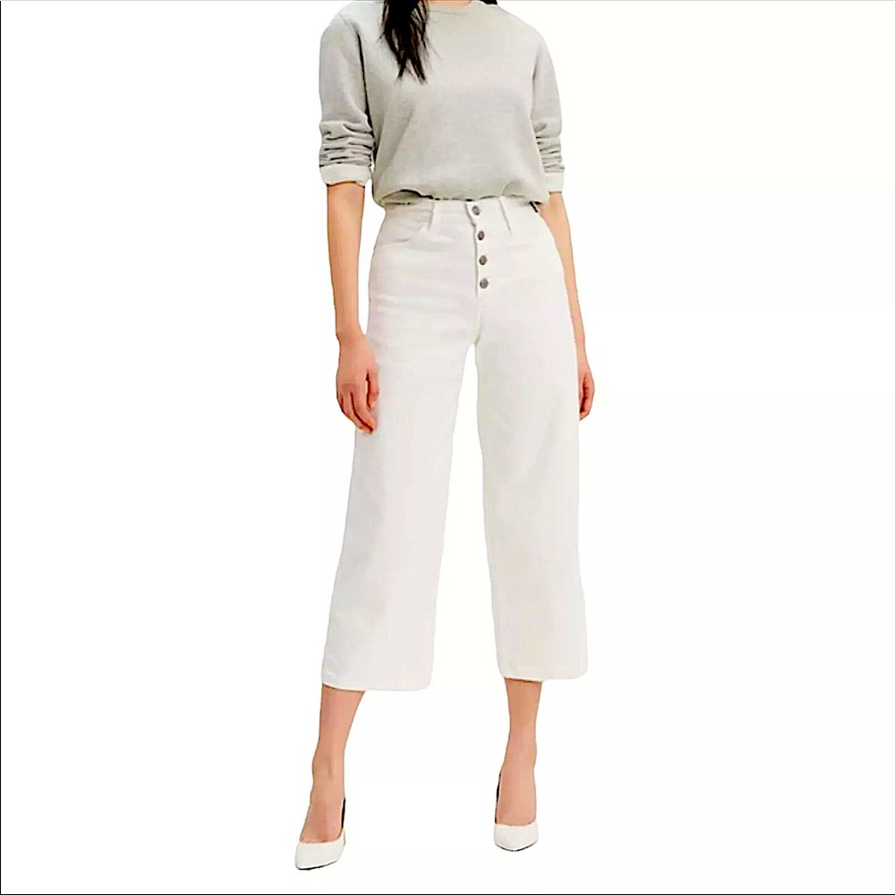 Levi’s White hot high rise sz 32